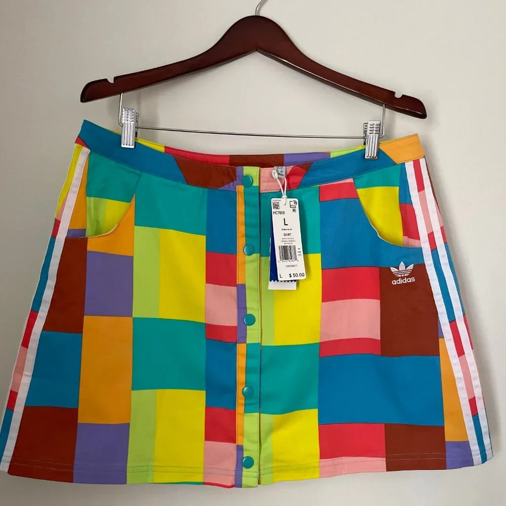 Adidas Summer Surf Skirt large multi color patch button front skirt Large NWOT - Picture 4 of 6